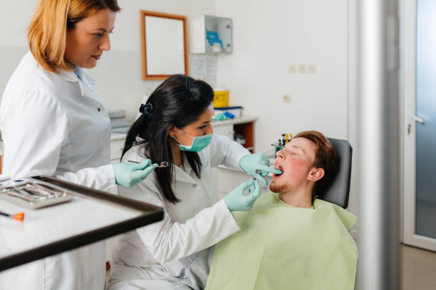 Best Urgent Tooth Repair  in Flemington, PA